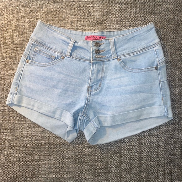 🍒SOLD🍒 Wax Denim Stretch Shorts - Picture 1 of 4